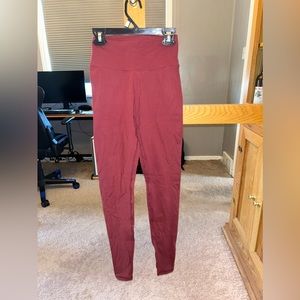 Alphalete Alphalux Essential Legging - Maroon